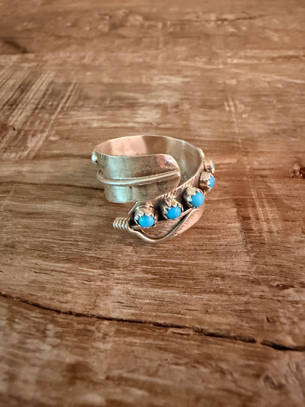 925 Sterling Silver Signed Kingman Turquoise Feather Ring- Adjustable